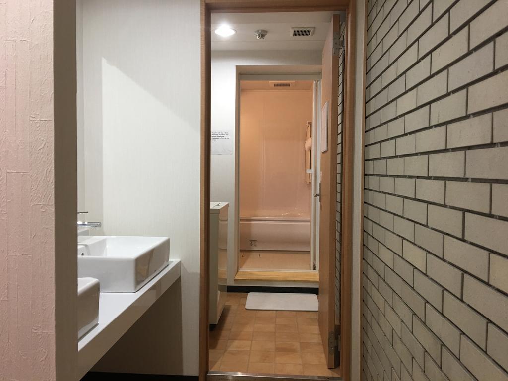 Guesthouse Origami Hiroshima Eksteriør billede